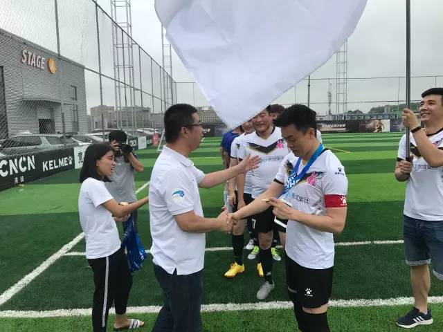 把足球当爱好有必要吗,把足球当一个爱好