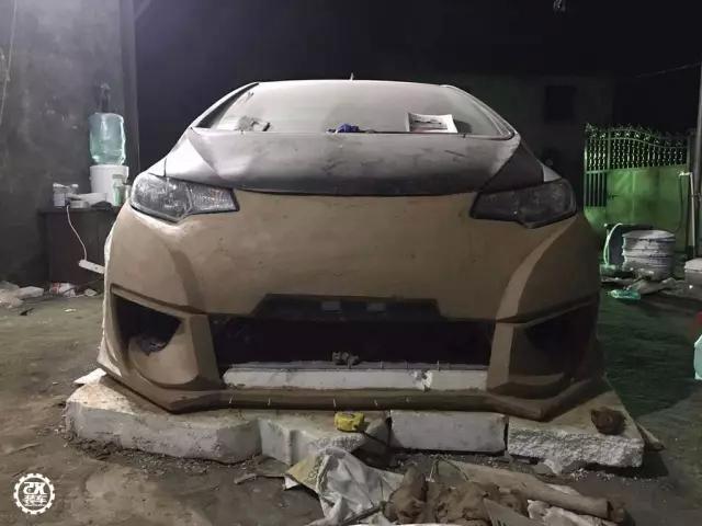 70万的进口思域太遥远，杭州车友将飞度GK5打导致Type-R外观