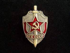 他的叛变，让中情局苦心经营多年的间谍网全面崩塌