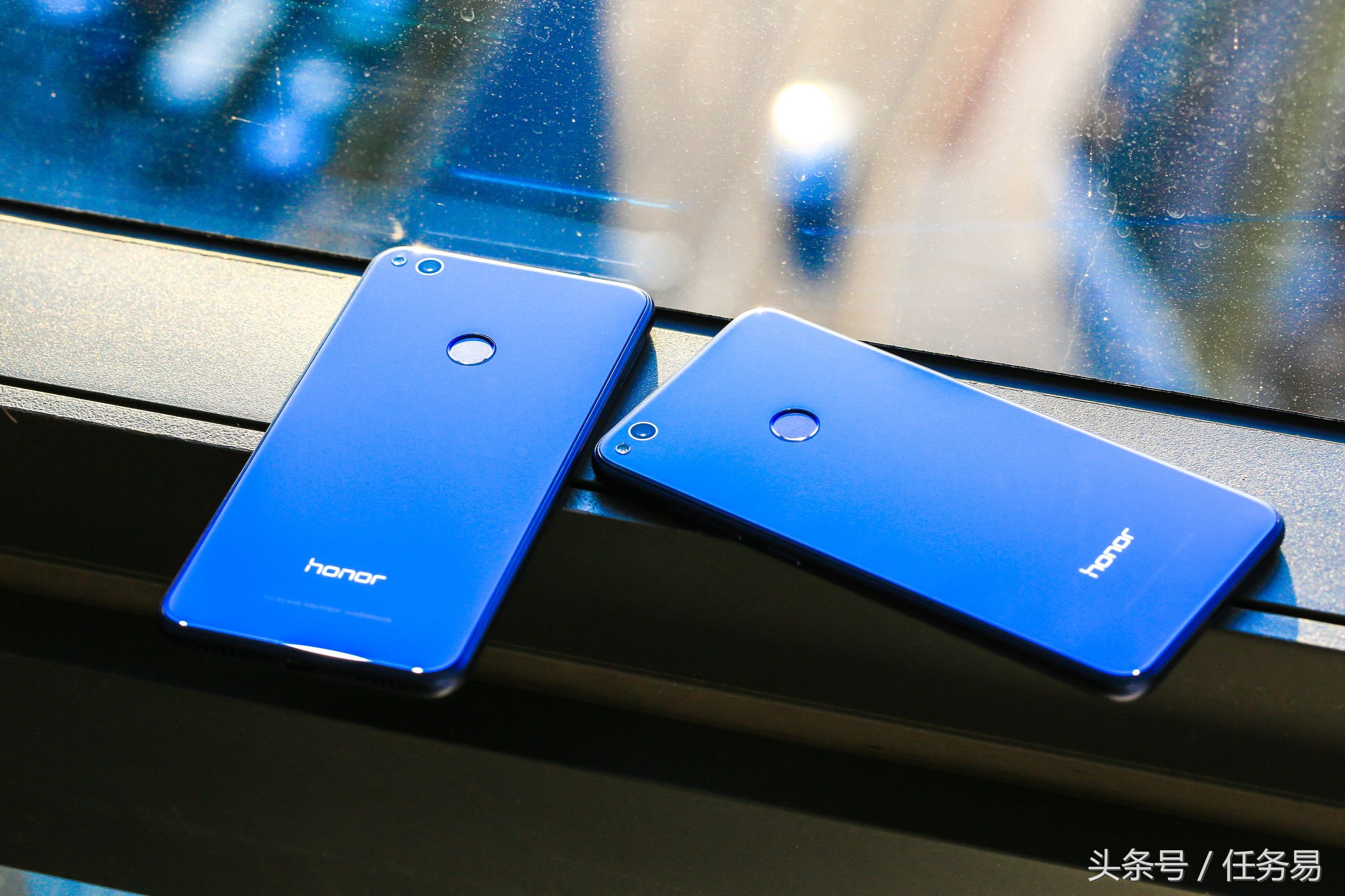 手机也被跟风丨杨幂，赵丽颖，王思聪的手机被赞别致？最后胡歌的手机亮了！