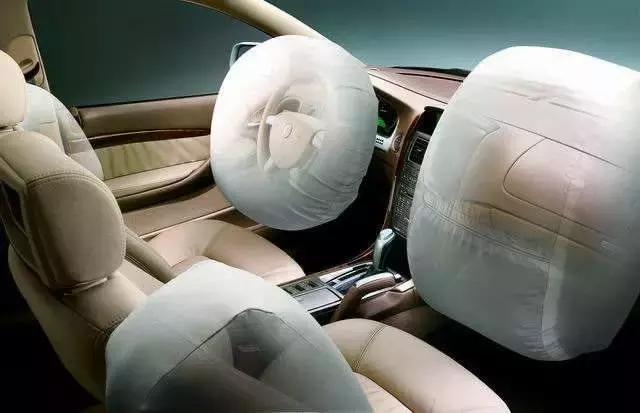 自在畅行罚单侦探社之开罚“放置车内饰物”，你的车上肯定也有！