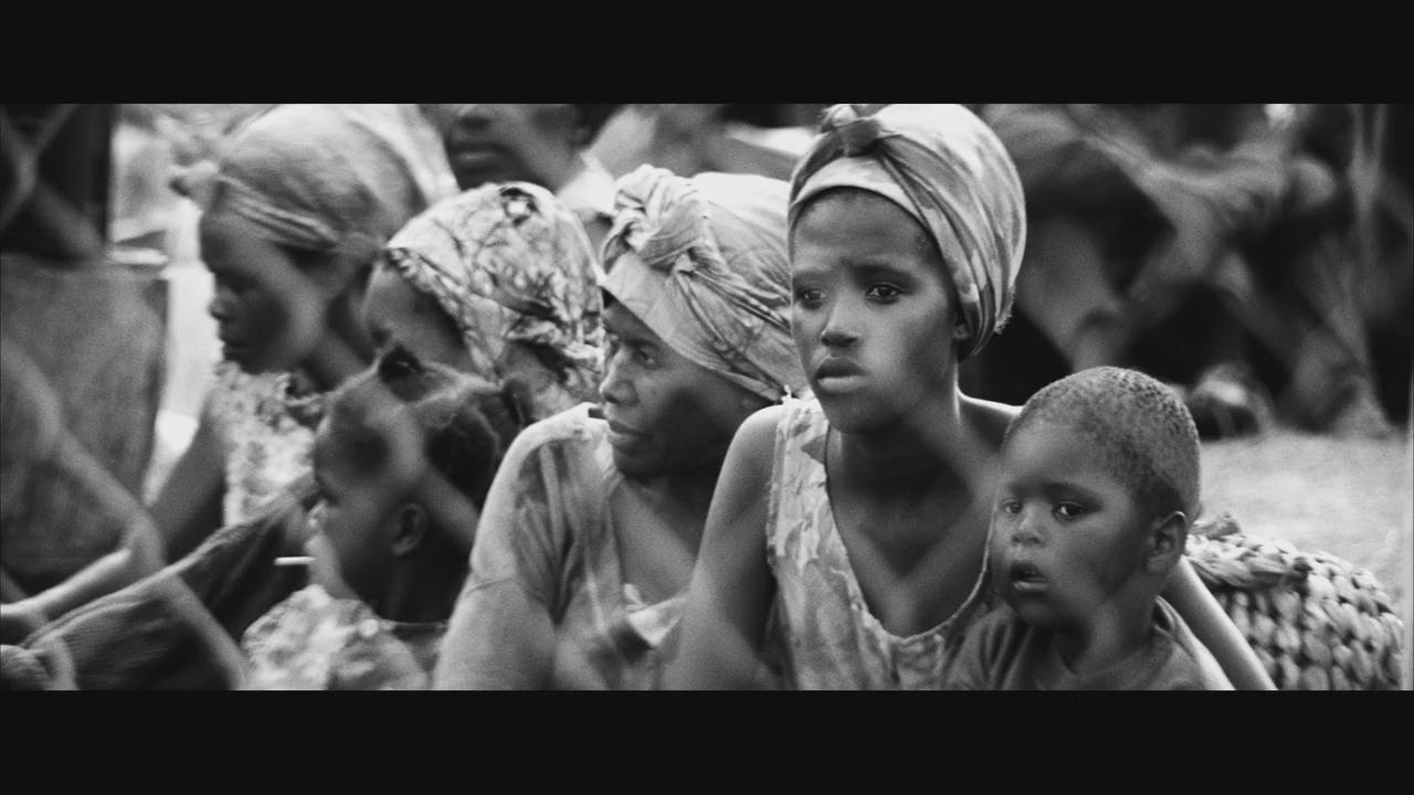 影涩电影推荐：每个美丽事物背后都是滴血的现实──《血钻》莱昂纳多告诉我们相互利用就是游戏规则