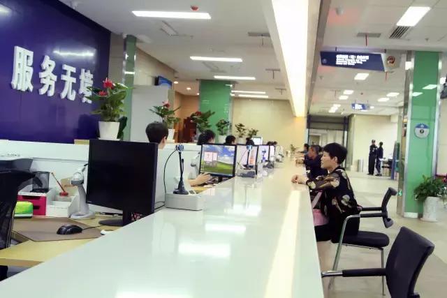 白云24小时出入境证件自助办理区,云岩区出入境办理大厅