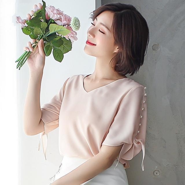 打碎单调和枯燥的雪纺衫,雪纺衫可以随意切换各种风格