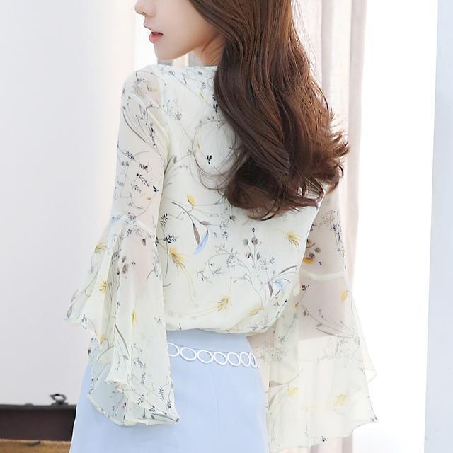 打碎单调和枯燥的雪纺衫,雪纺衫可以随意切换各种风格