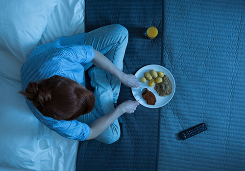 熬夜必备的夜宵有哪些东西,宵夜吃什么既能好吃又健康