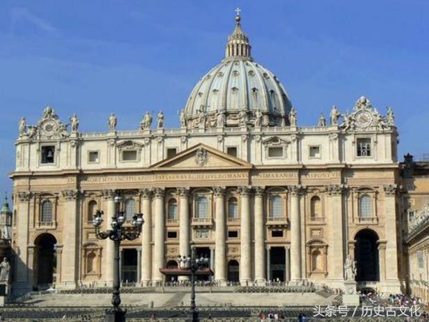 这小国还没中国一个村庄大，却有着和美、苏相等的影响力