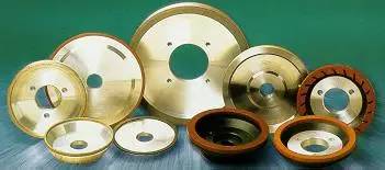 聚晶金刚石单面抛光,聚晶金刚石是什么石