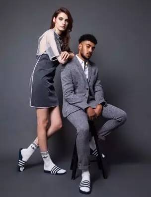 土气的塑料凉鞋,四季塑料凉鞋