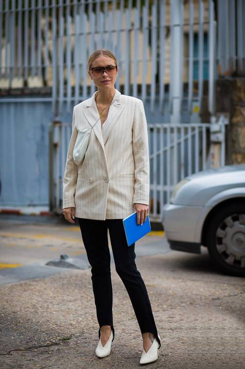 土气的塑料凉鞋,四季塑料凉鞋