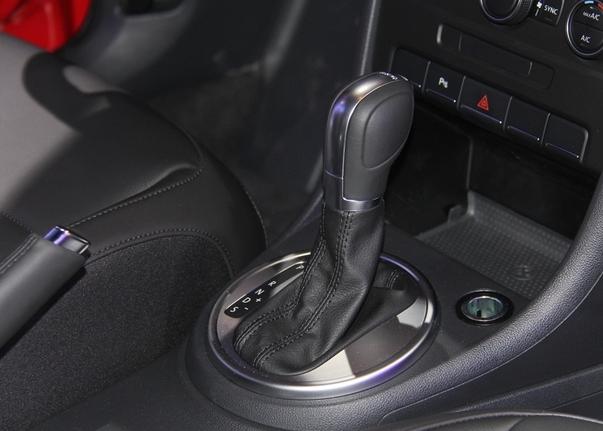 大众甲壳虫旋钮,大众甲壳虫敞篷内饰挡把使用方法