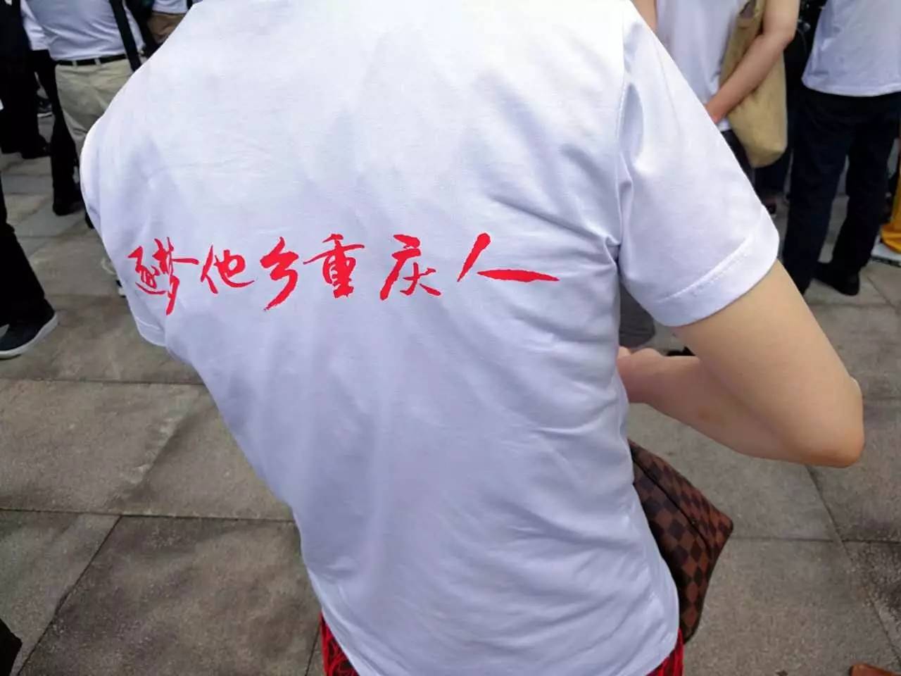 曾逐梦远方他乡，今逐梦丝路起点，物流园评论区已沦陷！