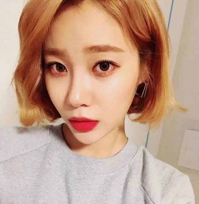 12-15岁男生适合的发型短发,今年最流行的短发是哪一款最好看