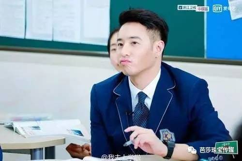 女士腕表与身份和品位,腕表体现身份品位魅力