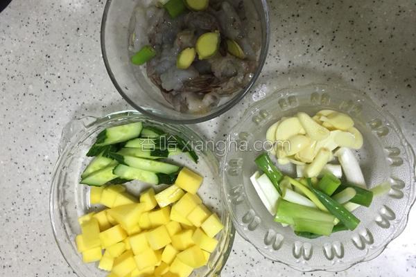 芒果虾仁正宗做法,芒果虾仁沙拉的做法