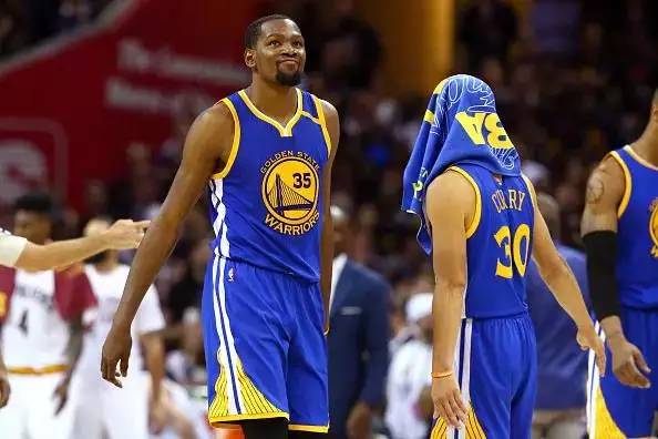 禹唐DAILY｜曝巴萨倒卖会员门票攫取暴利！体奥动力、聚力体育发表联合声明！