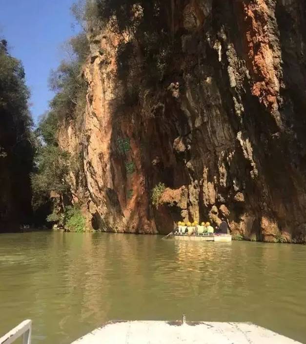云南免费吃住跟团游骗人套路,云南6天5晚游玩卡骗局