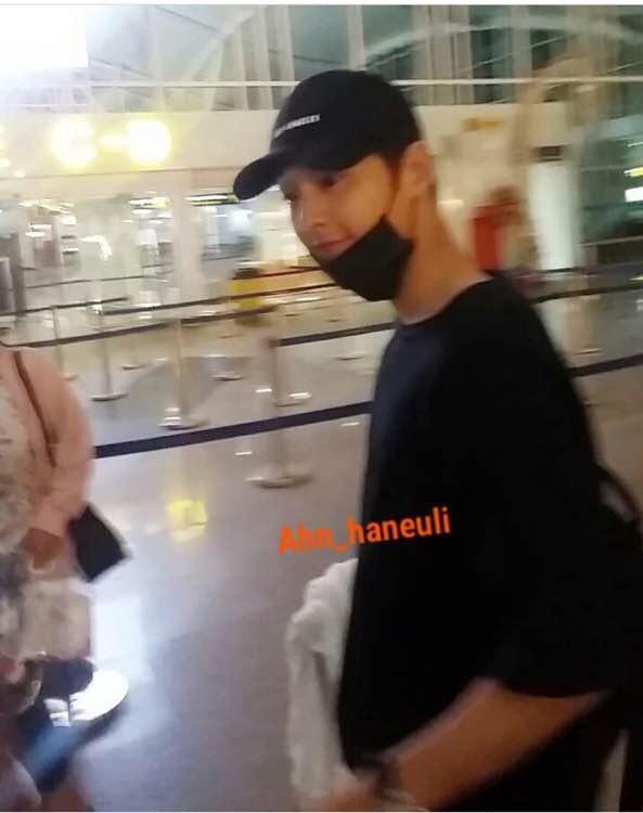 宋仲基宋慧乔同游巴厘岛度假,宋仲基宋慧乔甜蜜抵达巴黎时装周