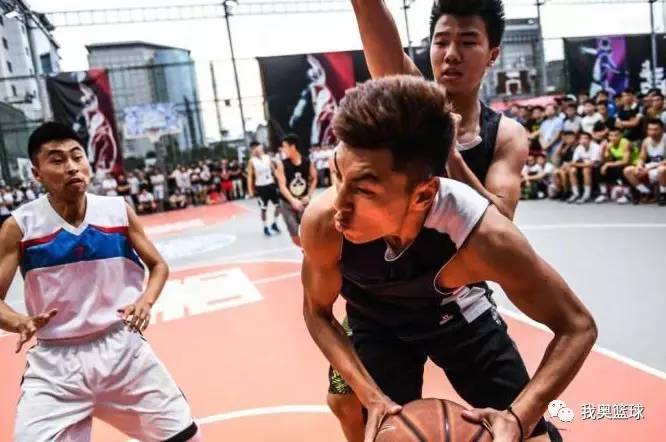 日落东单杨政得分,日落东单杨政暴扣