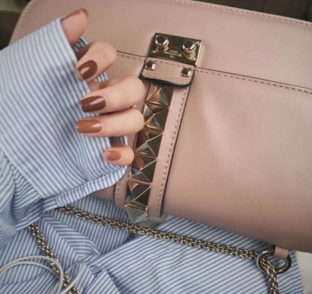 她们长这么好看，还不忘这点小心机