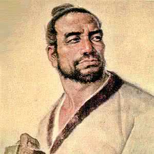 鲁班是中国建筑鼻祖也是木匠鼻祖,鲁班不用竹片做锯子的原因有几点