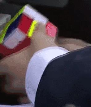 鹿晗玩魔方完整版,鹿晗还原魔方瞬间视频