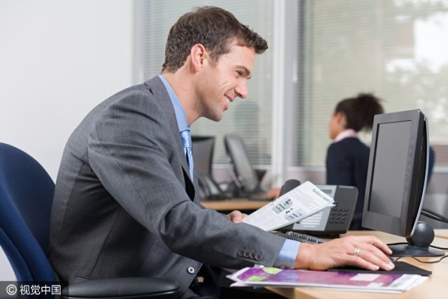 外挂获利一般怎么判刑,游戏外挂获利犯法吗80万怎么判