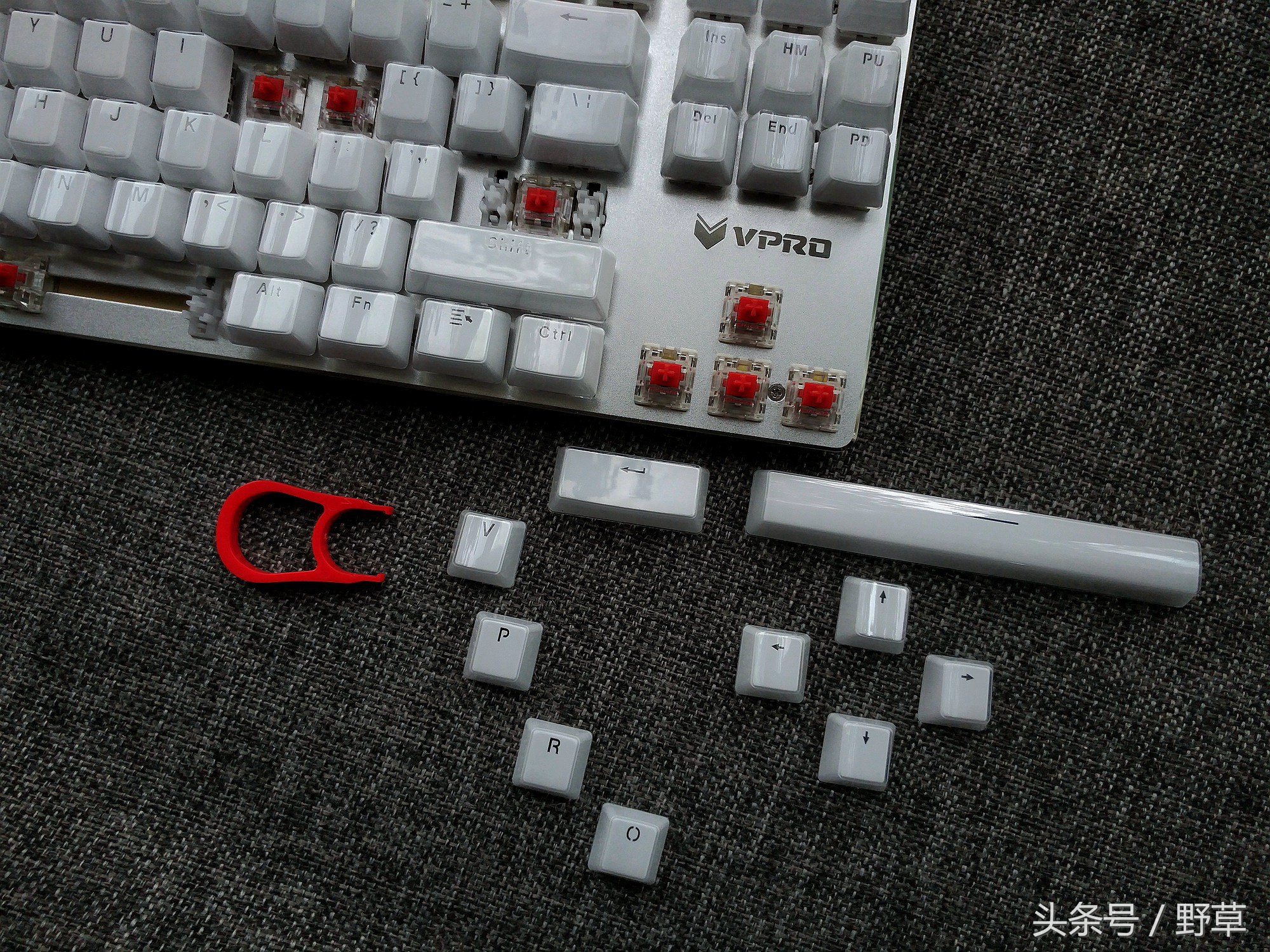 雷柏v500srgb机械键盘,雷柏v500合金版键盘黑轴测评