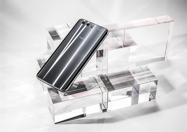 小米6光荣9哪个有现货,小米6光荣9什么时候上市