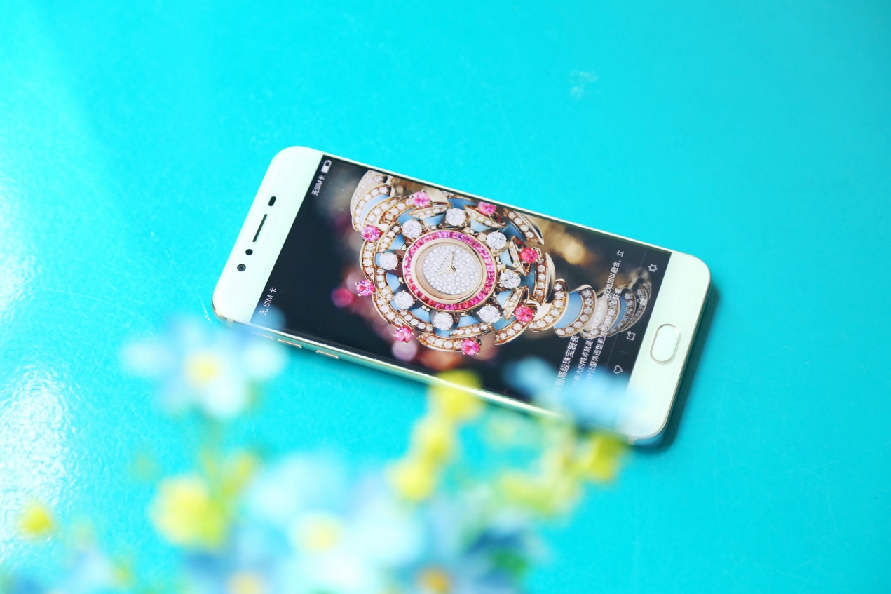 像三星s8的手机,三星s8更换屏幕无边框