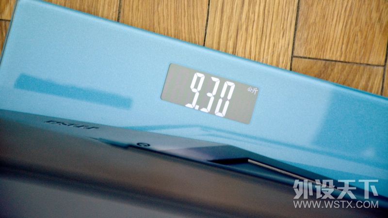 这才是游戏手机该有什么样的样子,微星宙斯盾钛3主机