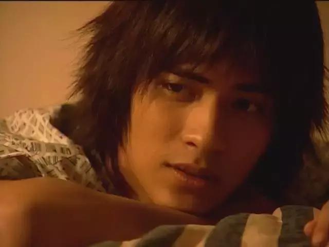 林依晨陈妍希关系,林依晨林心如私下关系