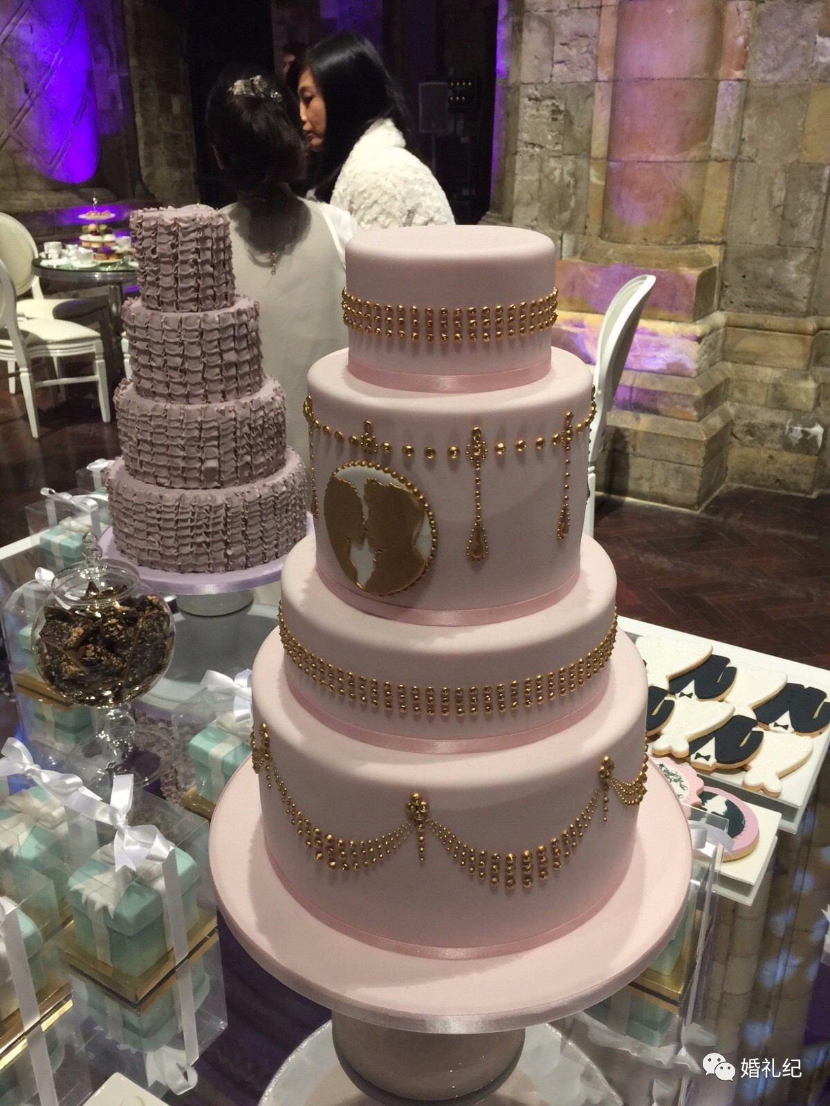 拍完婚纱照除了晒朋友圈虐狗，它还能干什么？