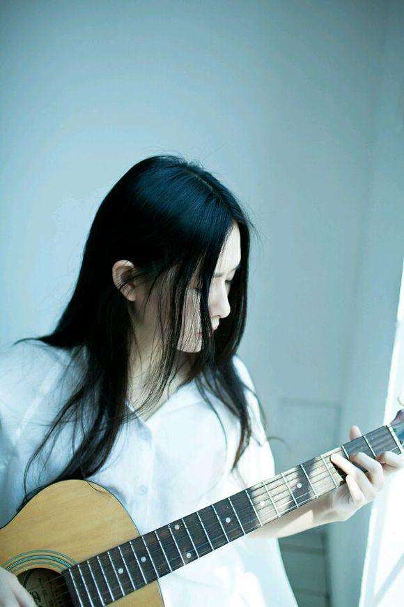 斗鱼一姐冯提莫与陈一发一争高下,斗鱼一姐是陈一发还是冯提莫