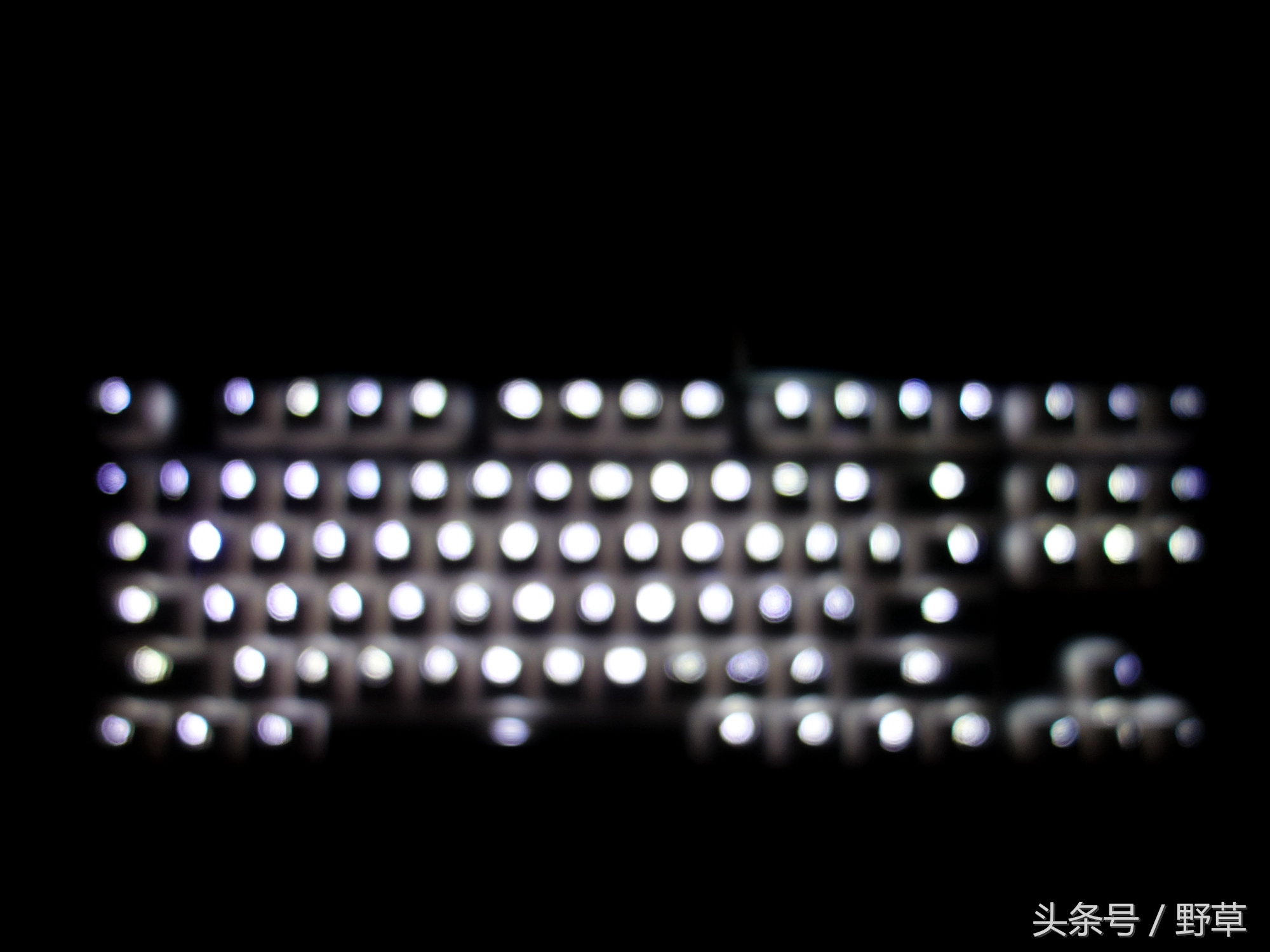 雷柏v500srgb机械键盘,雷柏v500合金版键盘黑轴测评