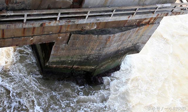 大海中的孤岛,大海里的一个孤岛