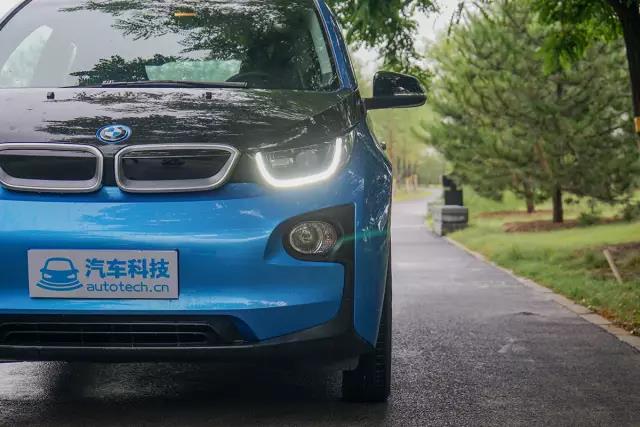宝马i3新老款对比,宝马i3第一款现在还值得入手吗