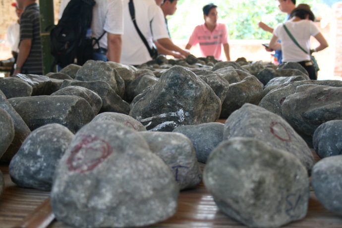 翡翠骗局和钻石一样吗,翡翠紫罗兰能造假吗