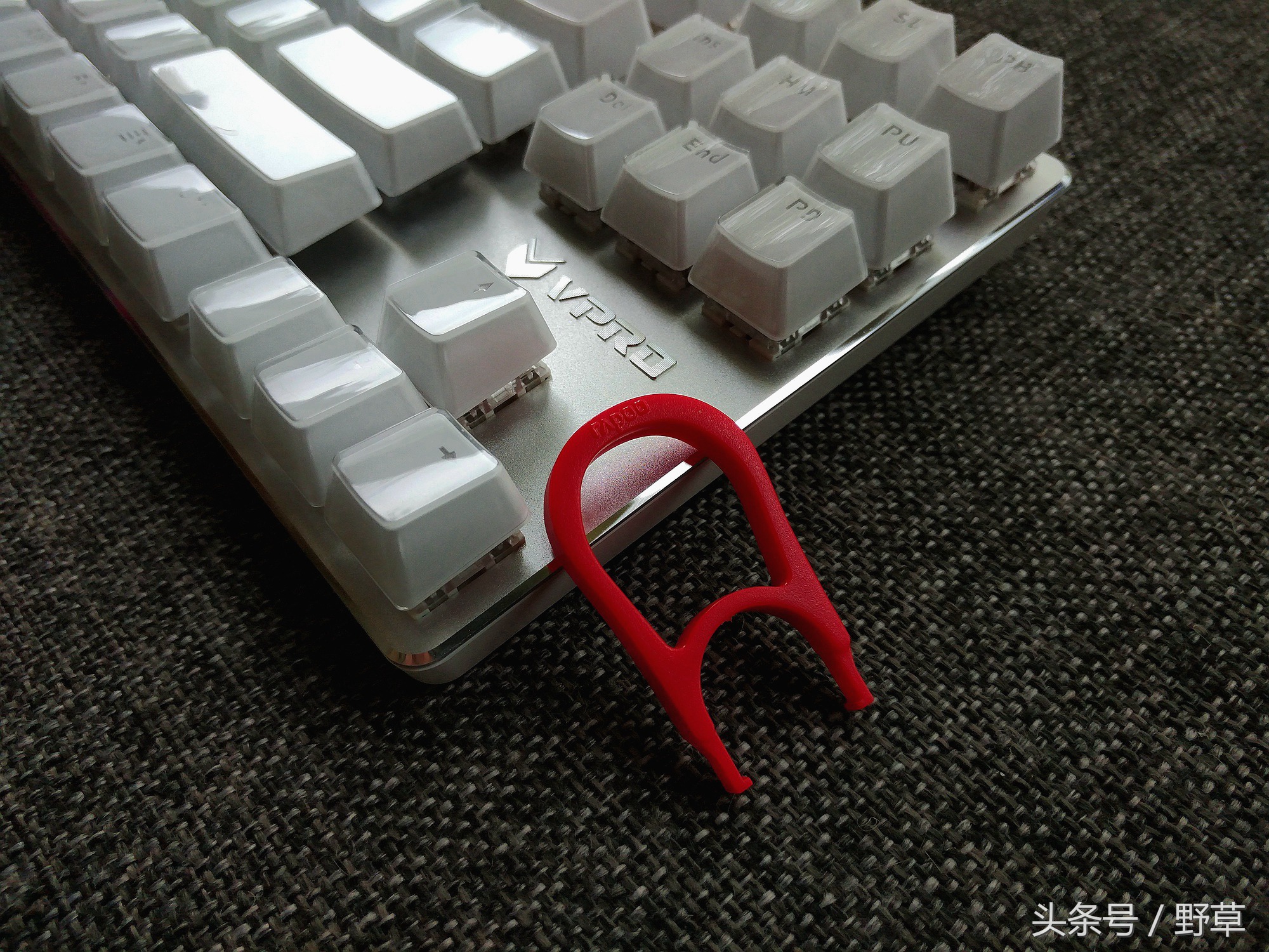 雷柏v500srgb机械键盘,雷柏v500合金版键盘黑轴测评