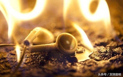 为什么旧耳机那么贵,为什么耳机越老越值钱