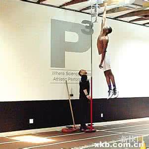 1.3米的矮个子怎么完成扣篮,1.75米扣篮成功是什么感觉