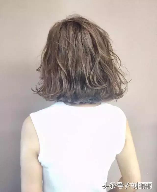 今年流行的发型中发,今年流行新式发型