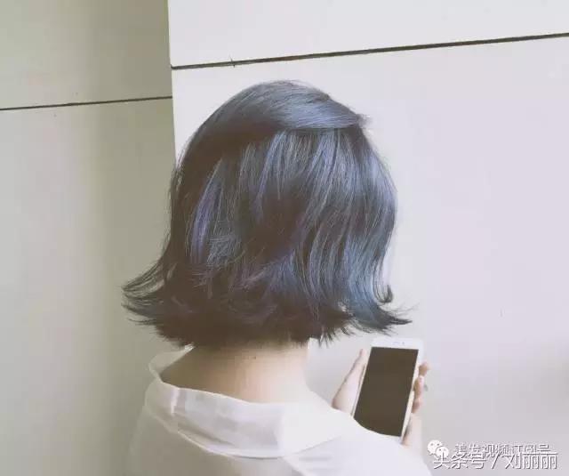 今年流行的发型中发,今年流行新式发型