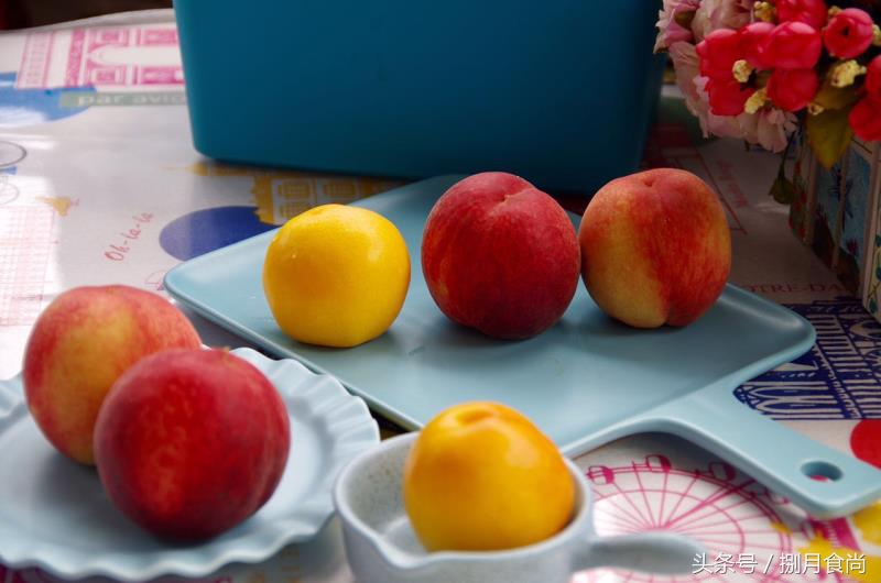 吃桃季节,夏天吃桃正当季
