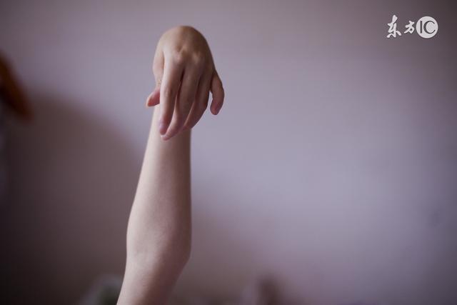 癫痫发病后头痛吃什么药,癫痫发作后头痛呕吐发烧