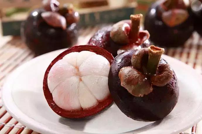 山竹如何快速的剥开,山竹怎么剥开里面的肉