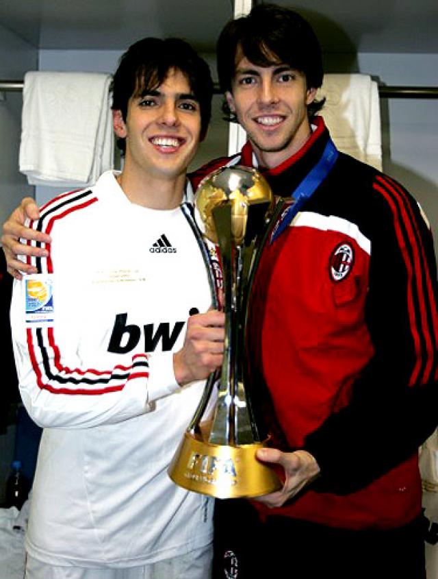 一人得道鸡犬*天升**细数世界足坛那些靠着明星蹭履历的亲朋们