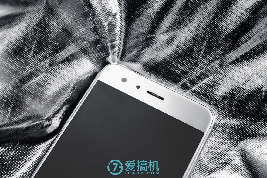 光荣9高配和标配区别在哪,光荣9支持ufs3.0吗