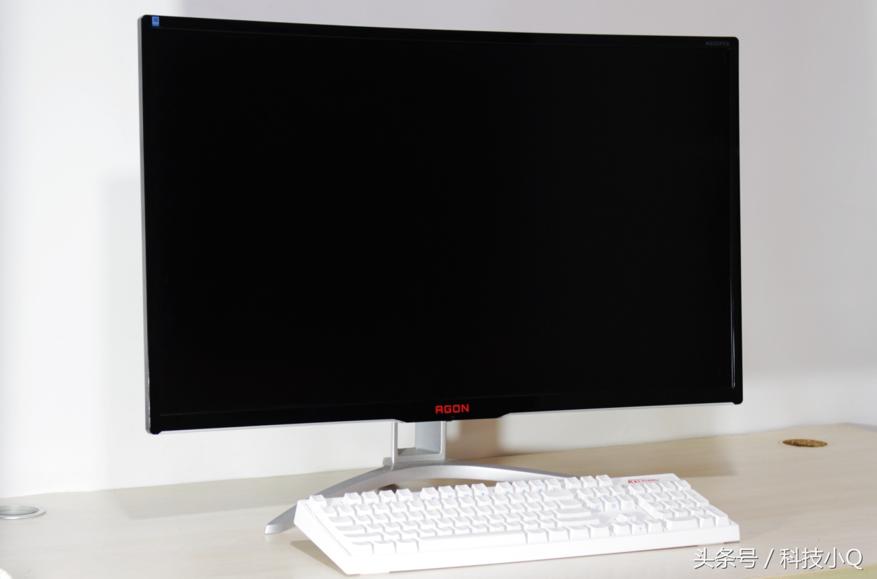 144赫兹显示器英雄联盟fps多少,显示器刷新率和英雄联盟的帧数