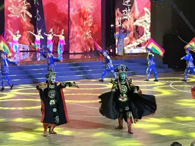 瓦屋山中铭杯篮球赛直播,国际友谊足球比赛录播